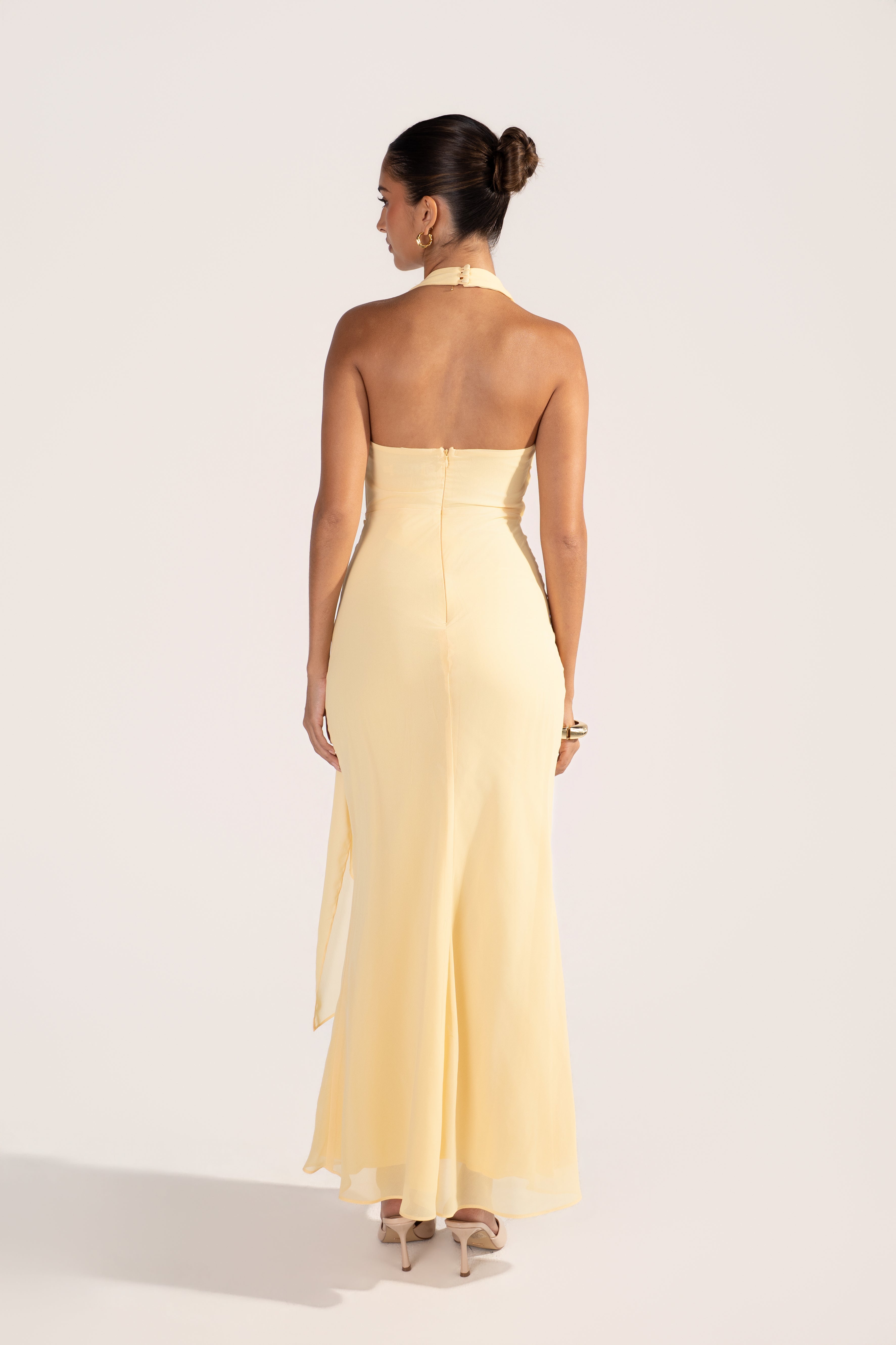 Givelle Maxi V-Neck Halter Dress