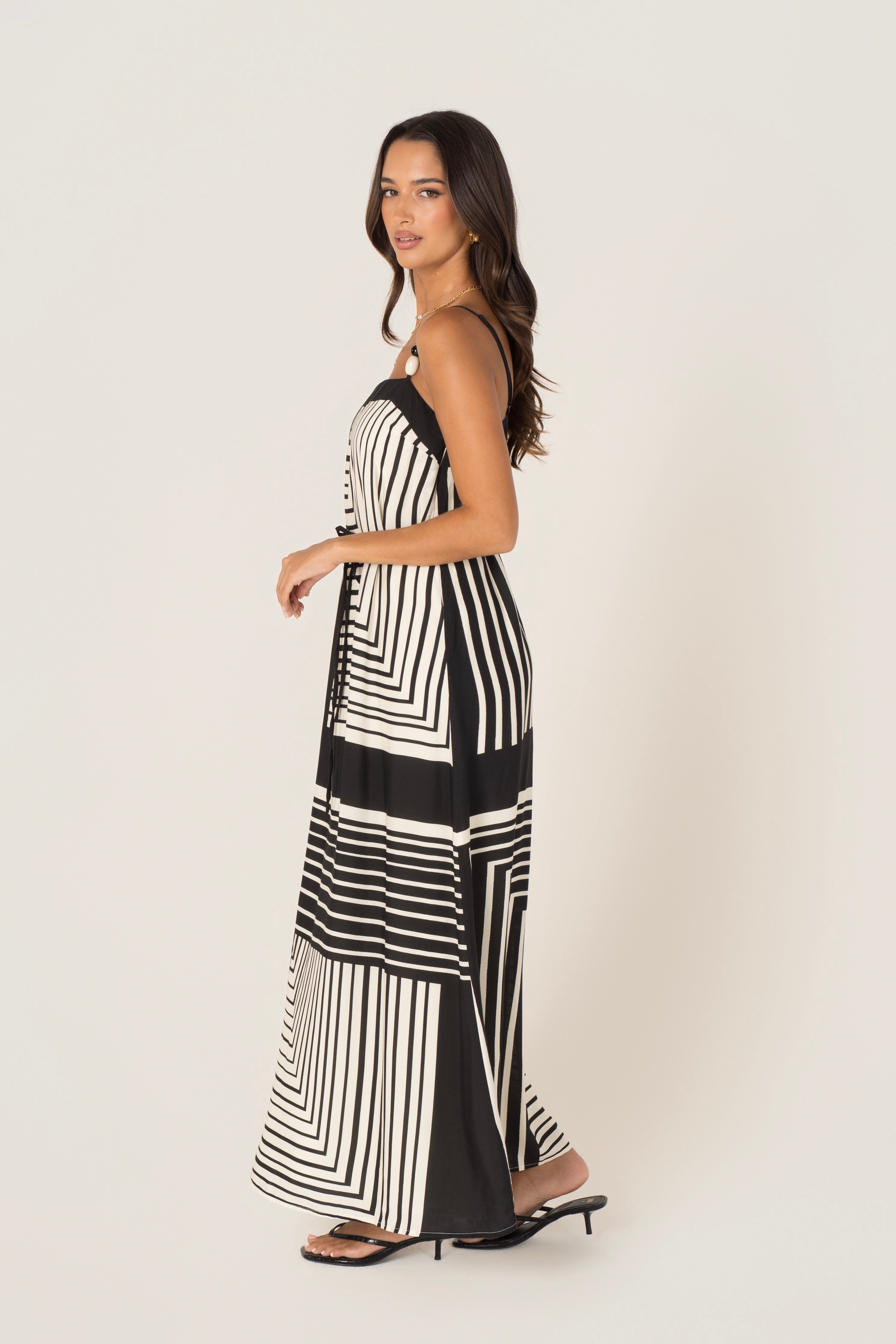 Layana Black & White Geometric Maxi
