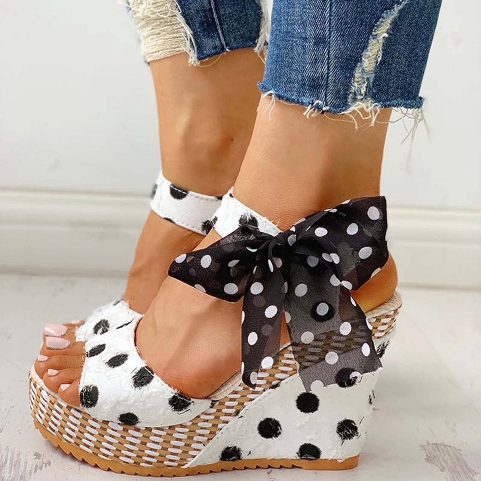 bela sandals
