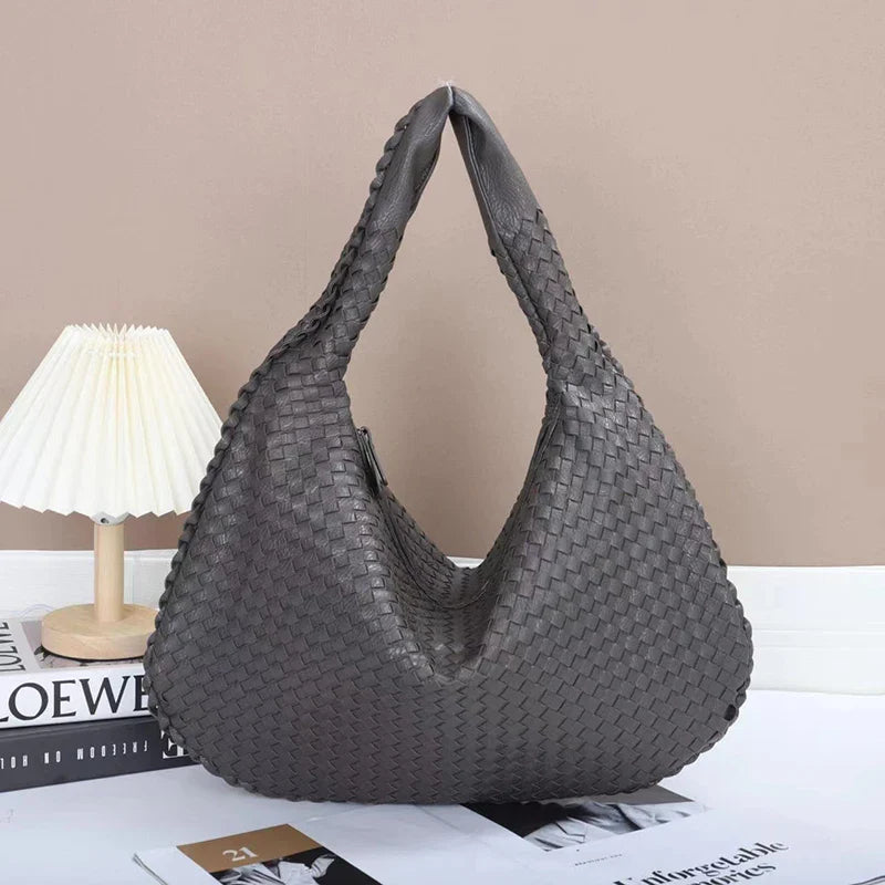Eve Hobo Luxe bag