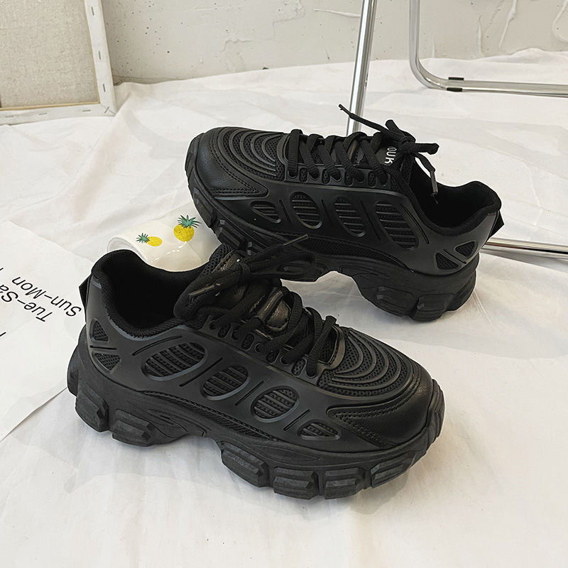 lada sneakers