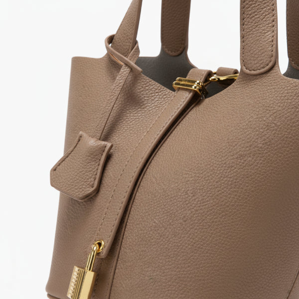 Lunelia Bucket Bag
