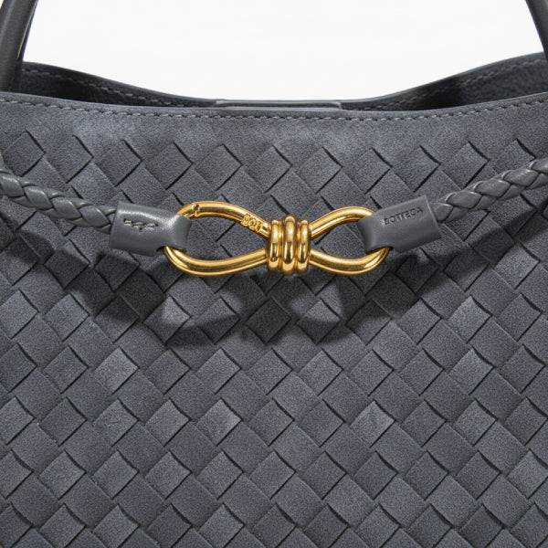 Veyra Tote Bag